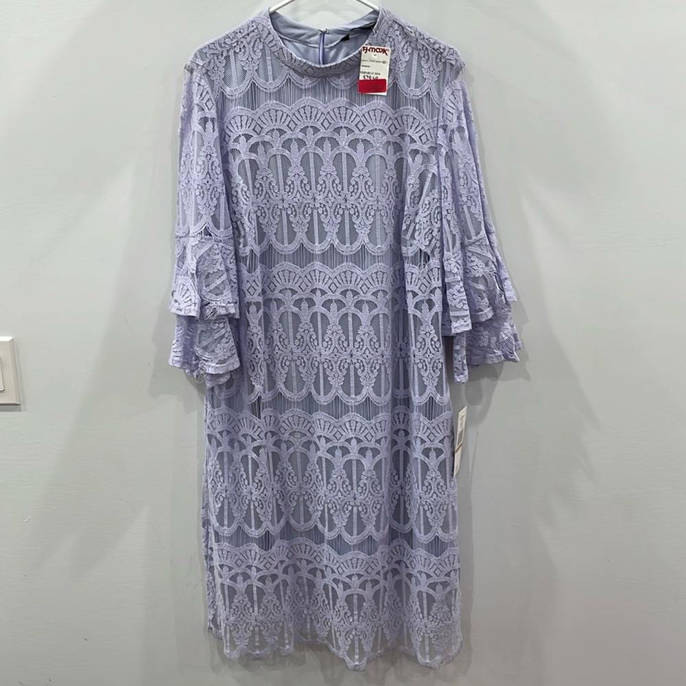 Lace dress